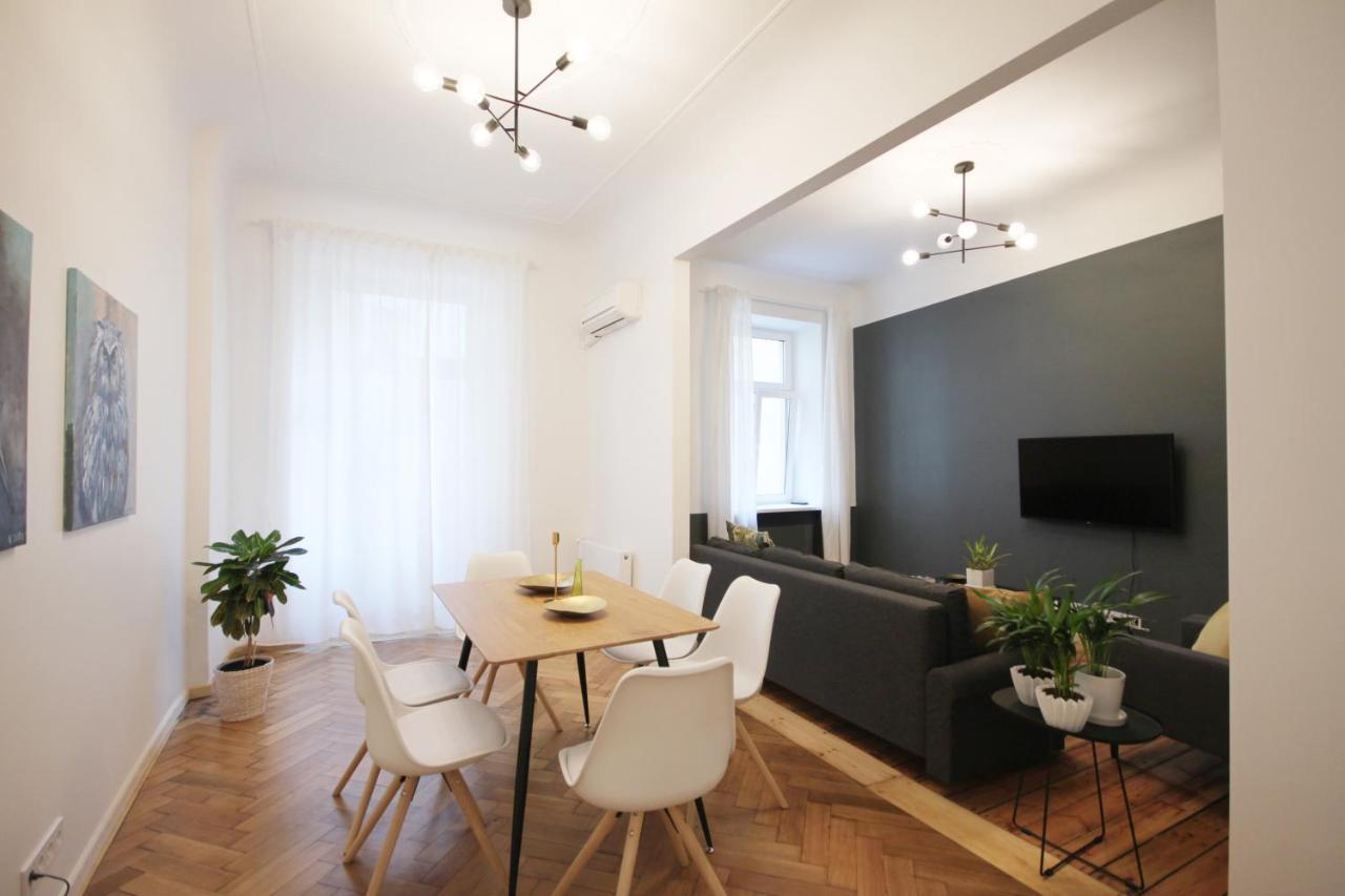 Quiet And Spacious Home In Historic Riga Exteriör bild